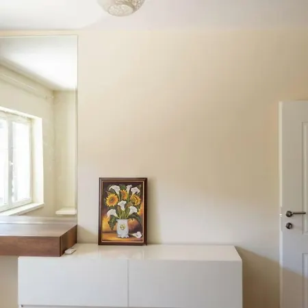Apartament Modern In Sarande Albania Lukovë