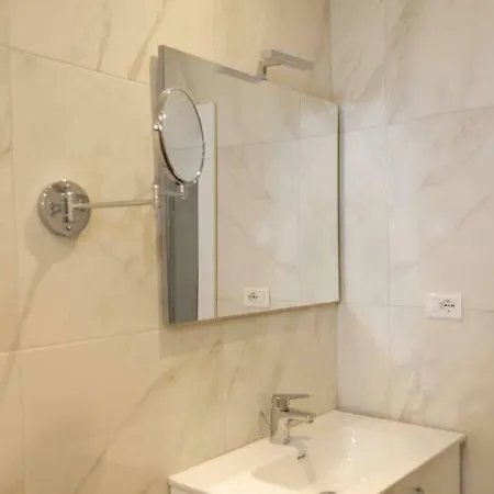 Modern In Sarande Albania Apartament