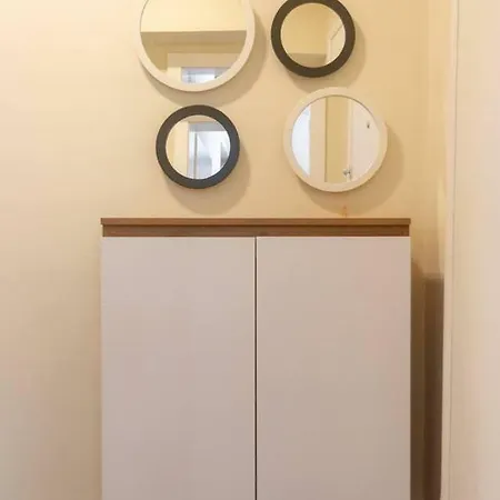 Modern In Sarande Albania * Lukovë